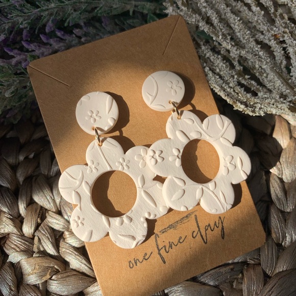Jewelry - Large Textured Flower Clay Earrings in Cream